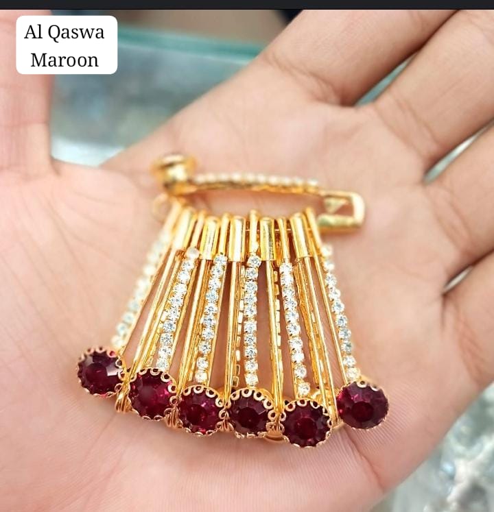 Scarf pins