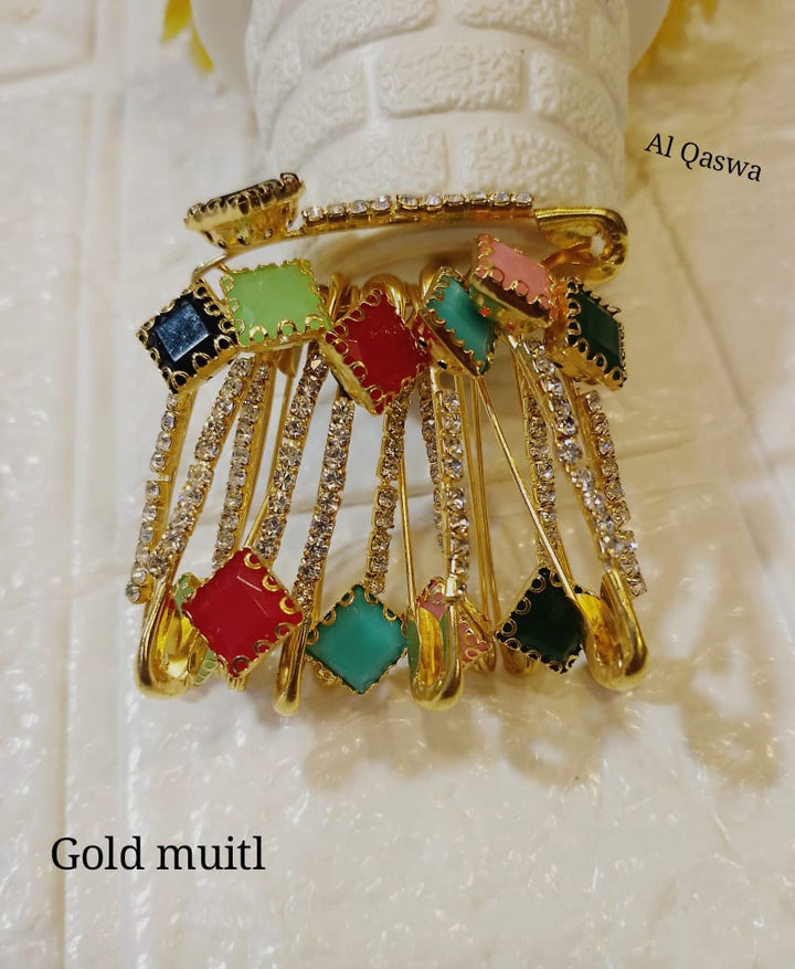 Scarf pins