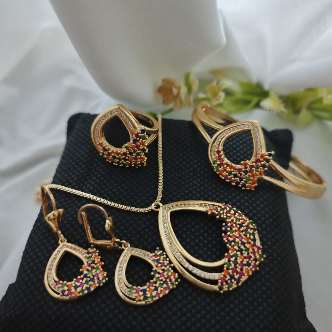 Zircone jewellery set
